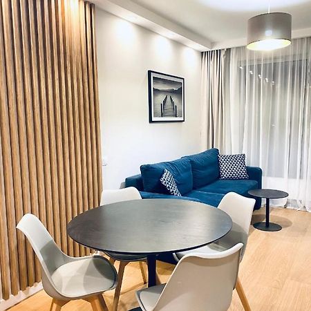 Apart111 Apartamenty - City โควอบเซก ภายนอก รูปภาพ